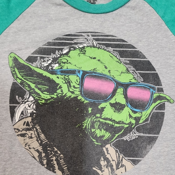 Star Wars Cool Guy Yoda shirt Grey and Teal size large - Picture 2 of 4